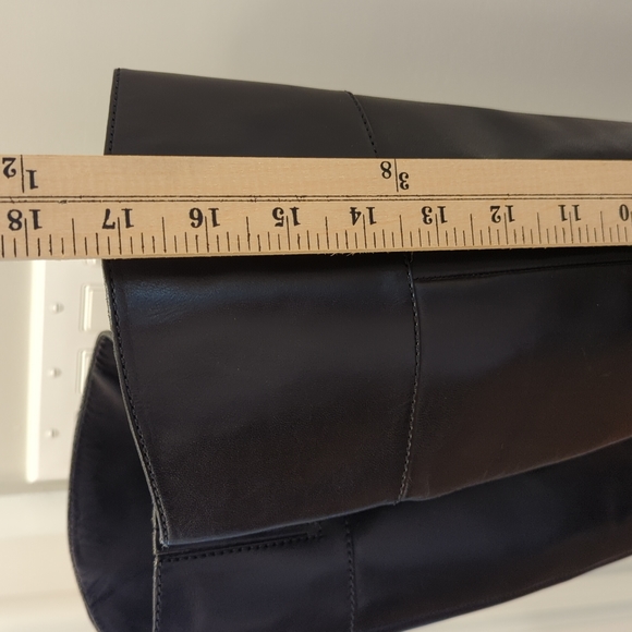 Michael Kors knee high leather boots Size 6M - Picture 13 of 13